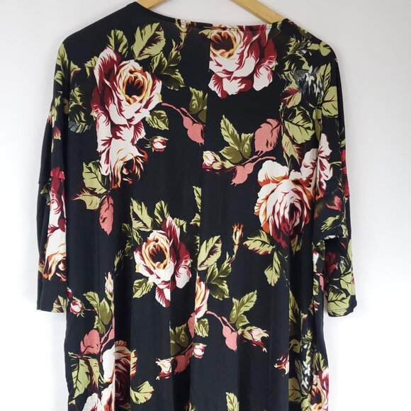 The Zig Zag Stripe Womens Black Floral Print Half Slv Flowy Silky Blouse Sz 2X - Picture 8 of 9